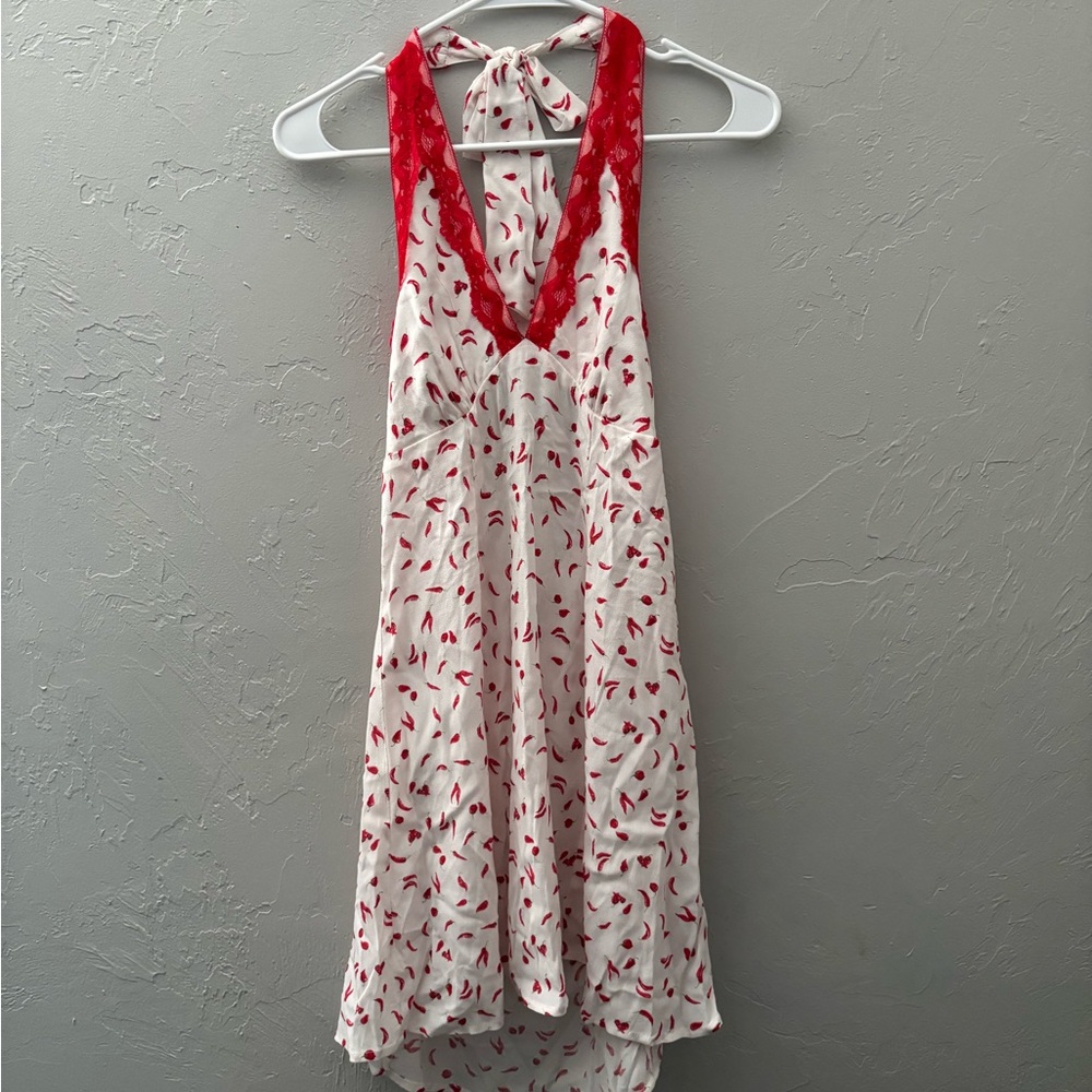 Women’s Off-White Red and White Chili Print Fabric Size S